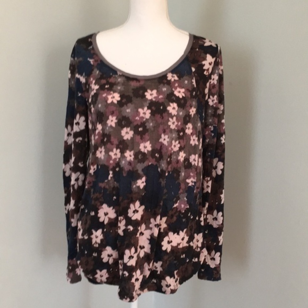 Simply Vera blue/ grey‎ floral long sleeved tee